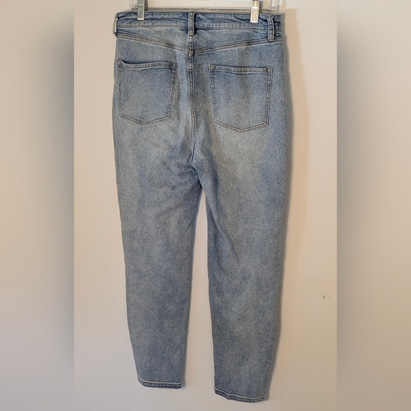 Disney Mickey Mouse & Friends HR Mom Jeans Blue Embroidered Sz Junior 9 W 8 - Picture 6 of 16